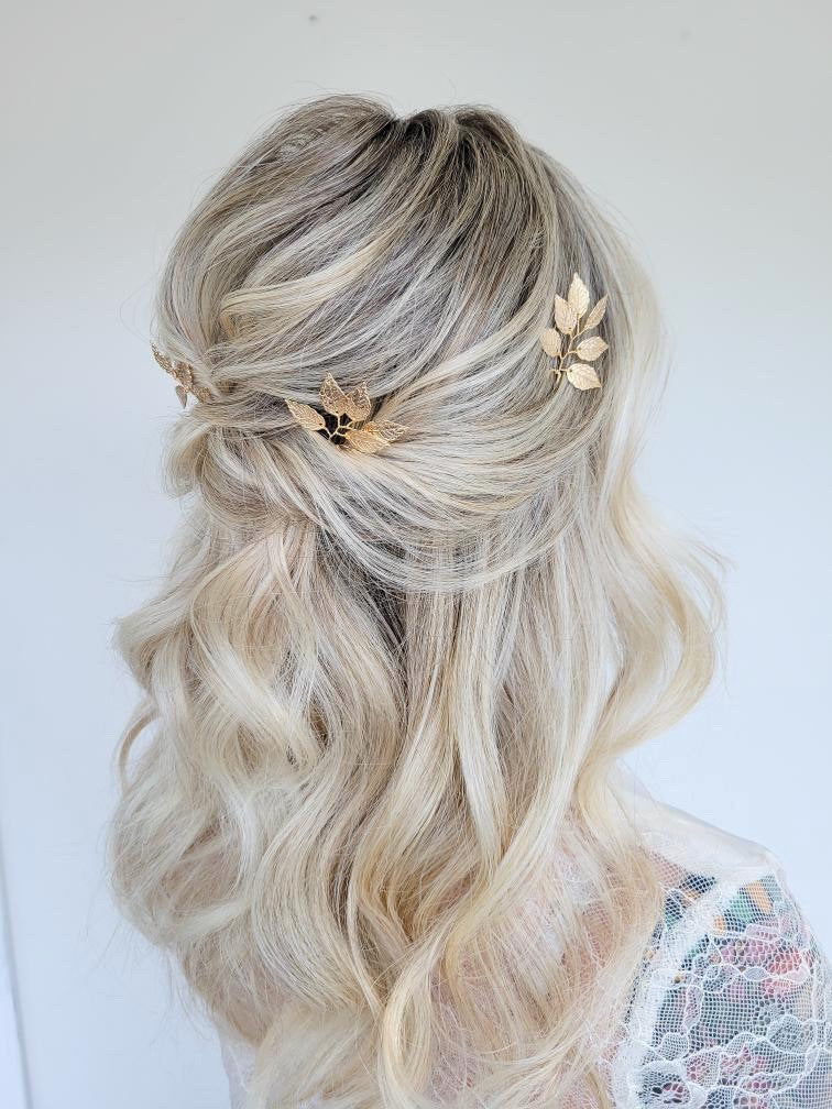 Leaf Hair pins Leaf hair piece Bridal hair pins Gold Bridal hair pins Wedding hair pins Bridesmaids hair pins Leaf hairpins Fall wedding