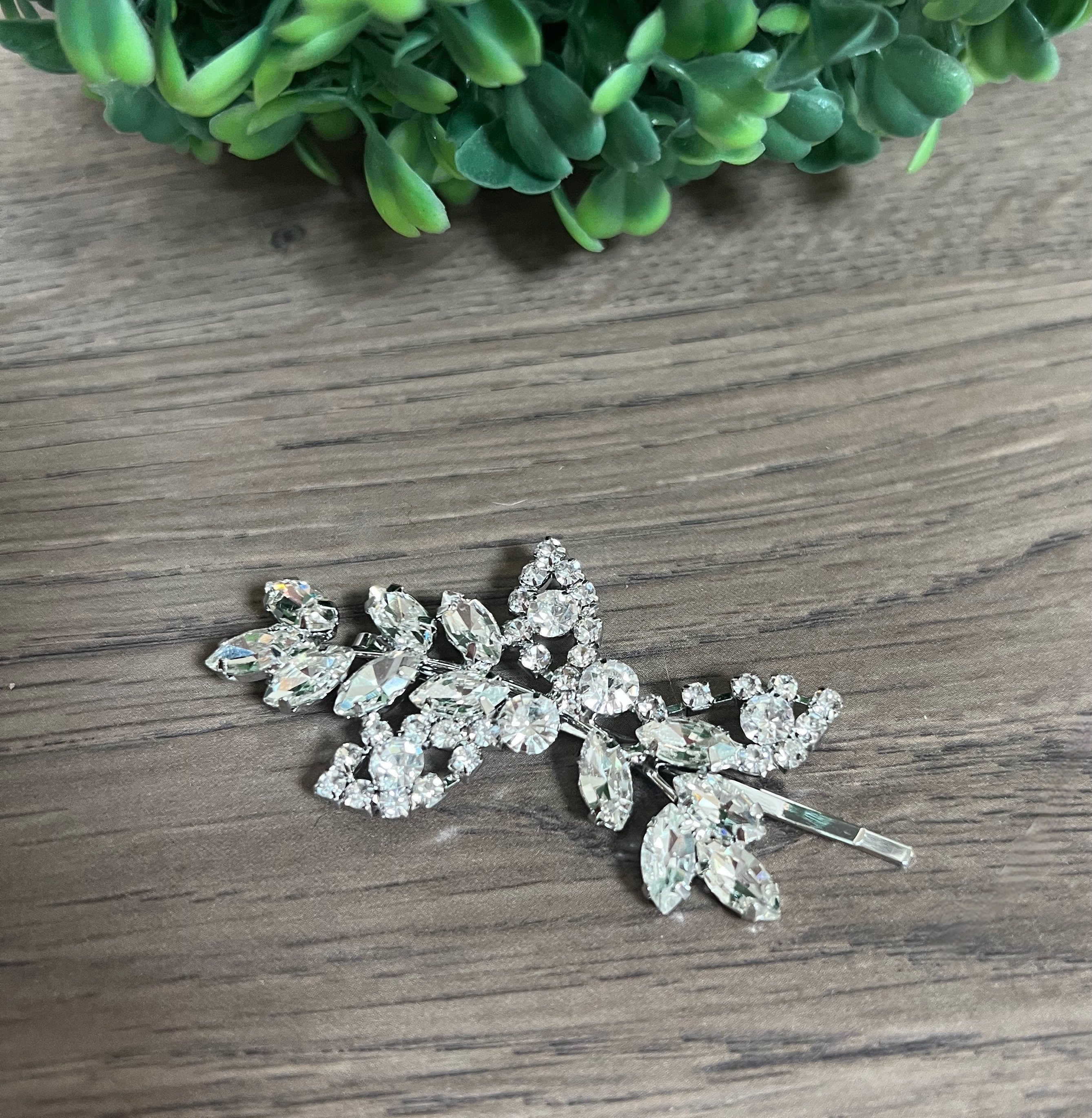 Crystal Hair clip Small Wedding Hair piece Bridesmaids Hair Accessory Floral Crystal Wedding Hair Accessory Floral Bridal Hair Accessory