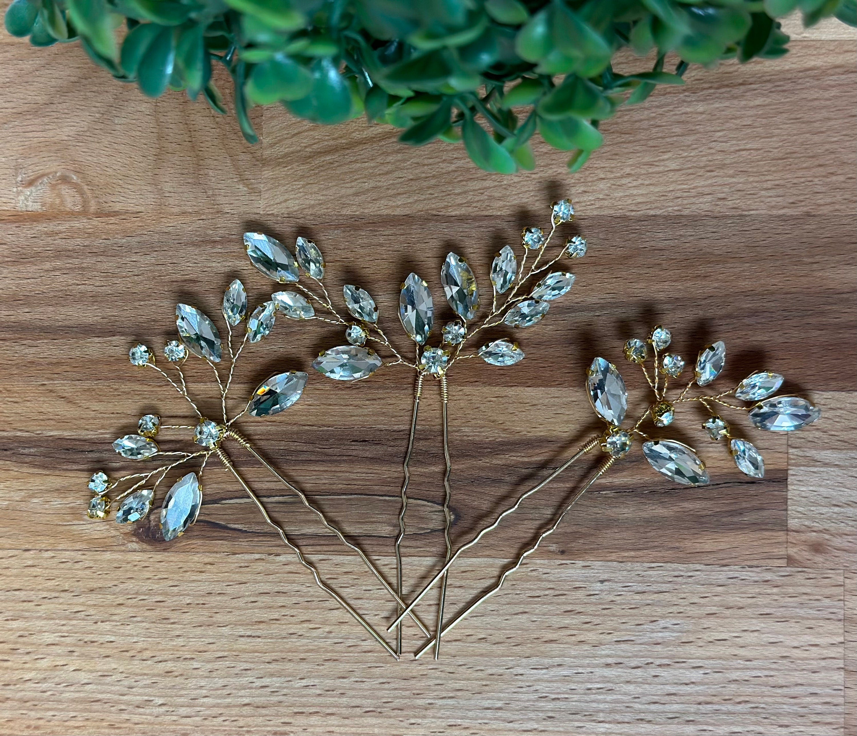 Crystal Hair pins Bridal hair pins Crystal Wedding hair pins Gold Bridal hair pins Silver Wedding hair pins Bridesmaids hair pins Crystal