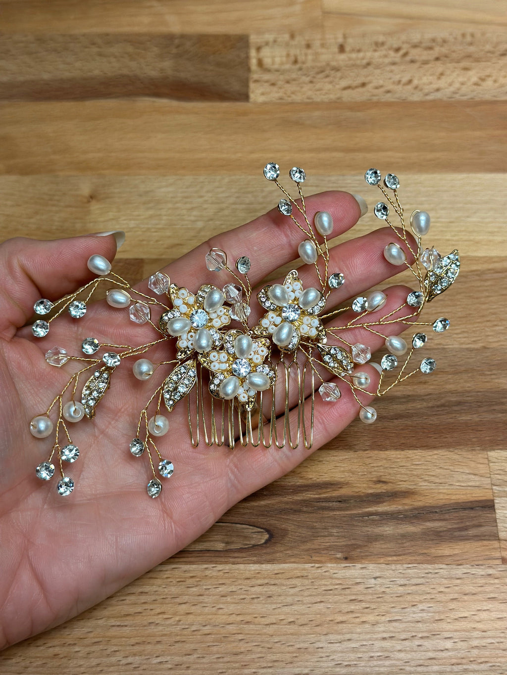 Floral Hair Comb Crystal Bridal Hair Comb Floral Bridal Hair Accessory Pearl Hair Comb Bridal Hair Piece Wedding Hair Accessory