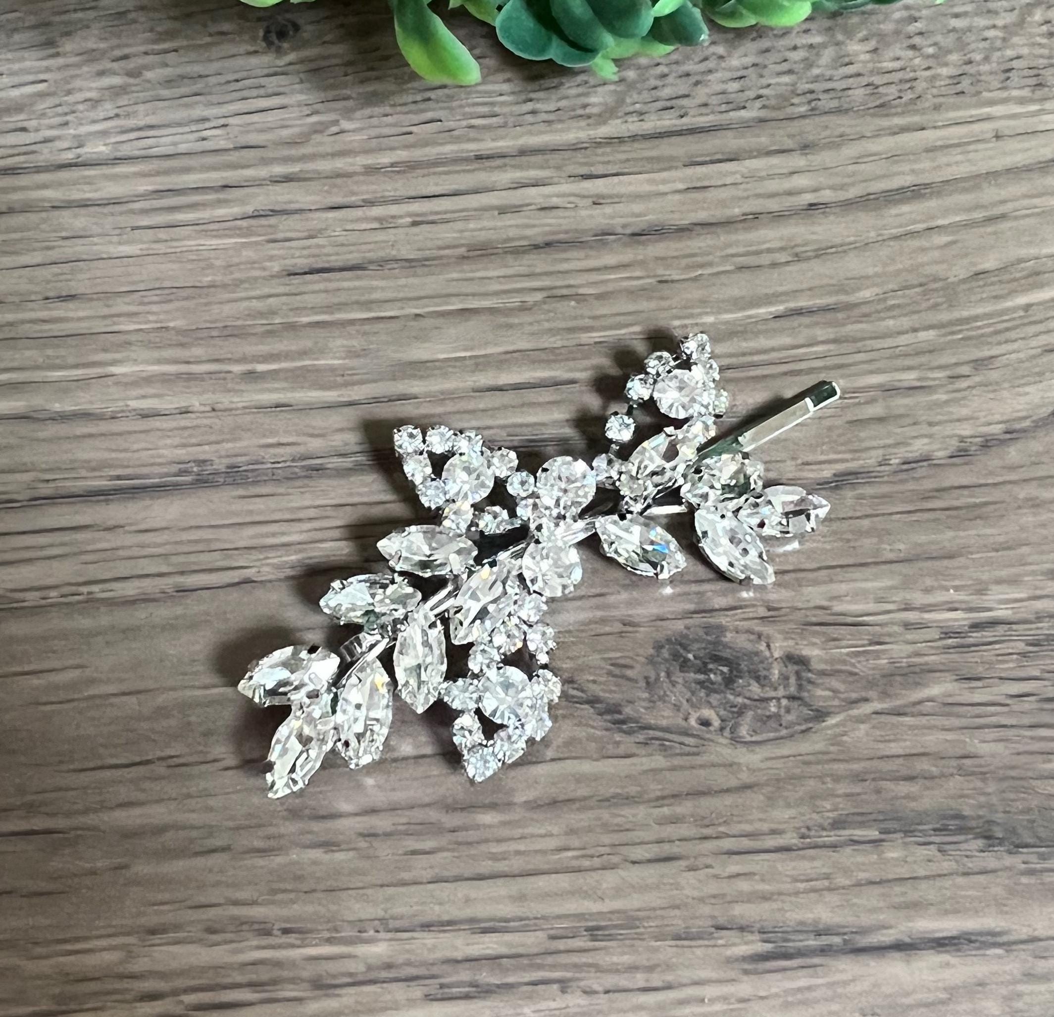 Crystal Hair clip Small Wedding Hair piece Bridesmaids Hair Accessory Floral Crystal Wedding Hair Accessory Floral Bridal Hair Accessory